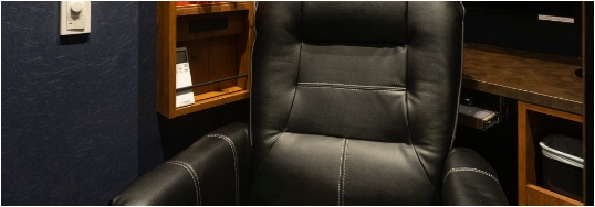 リクライニングチェア